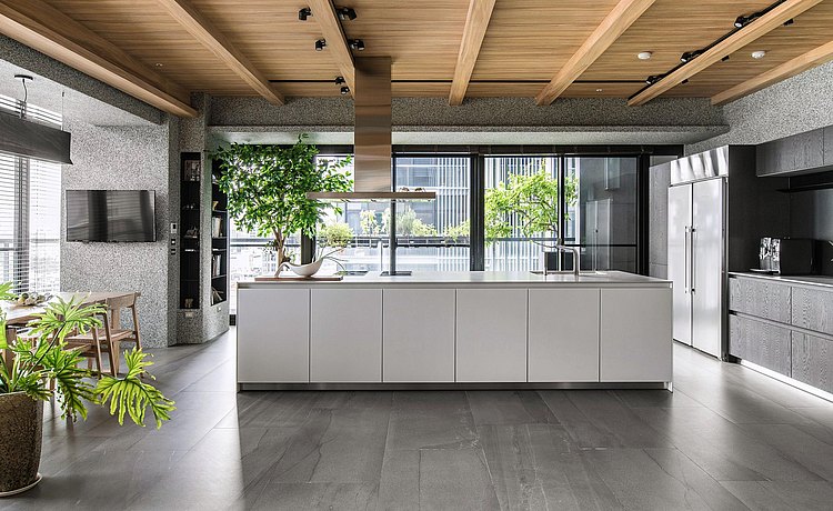 White bulthaup kitchen island